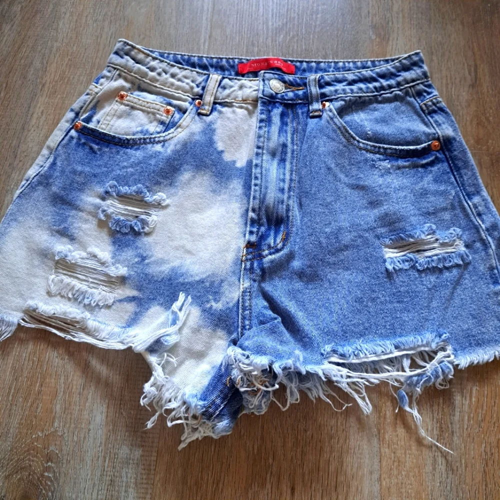 Signature 8 Ripped Blue White Denim Distressed Frayed Cotton Shorts Size Small